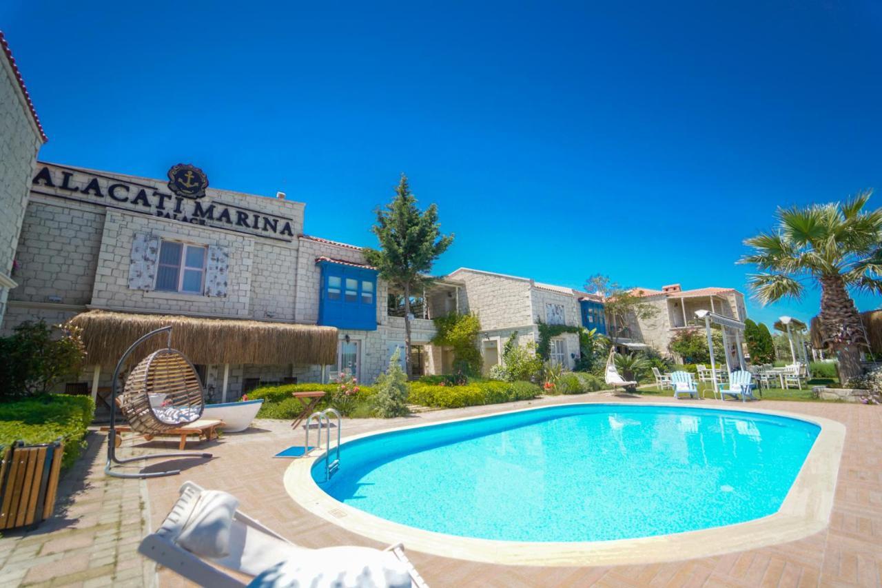 Alacati Marina Palace Εξωτερικό φωτογραφία