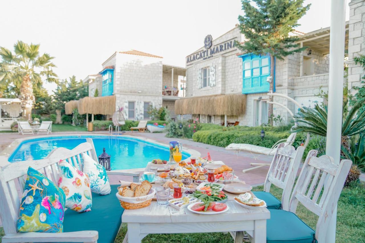 Alacati Marina Palace Εξωτερικό φωτογραφία