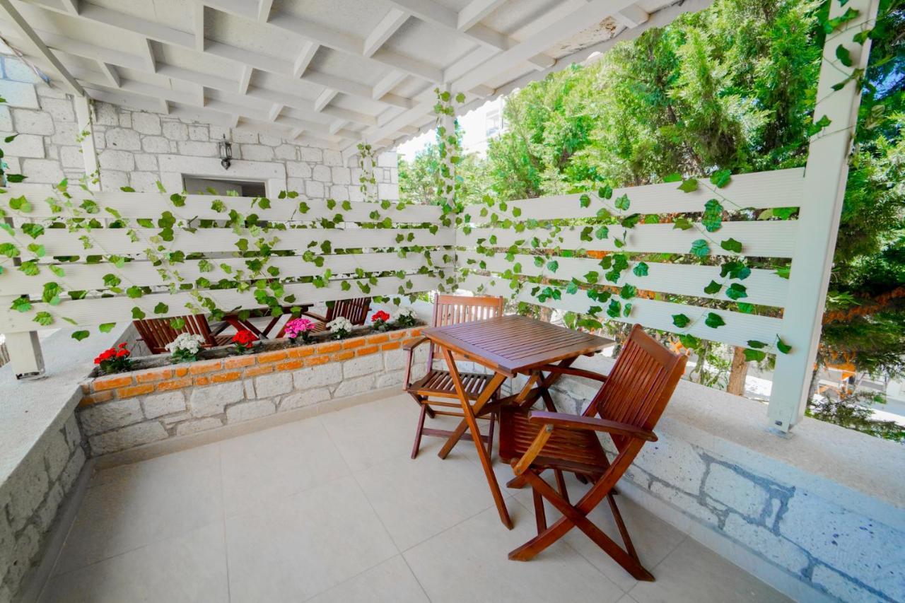 Alacati Marina Palace Εξωτερικό φωτογραφία