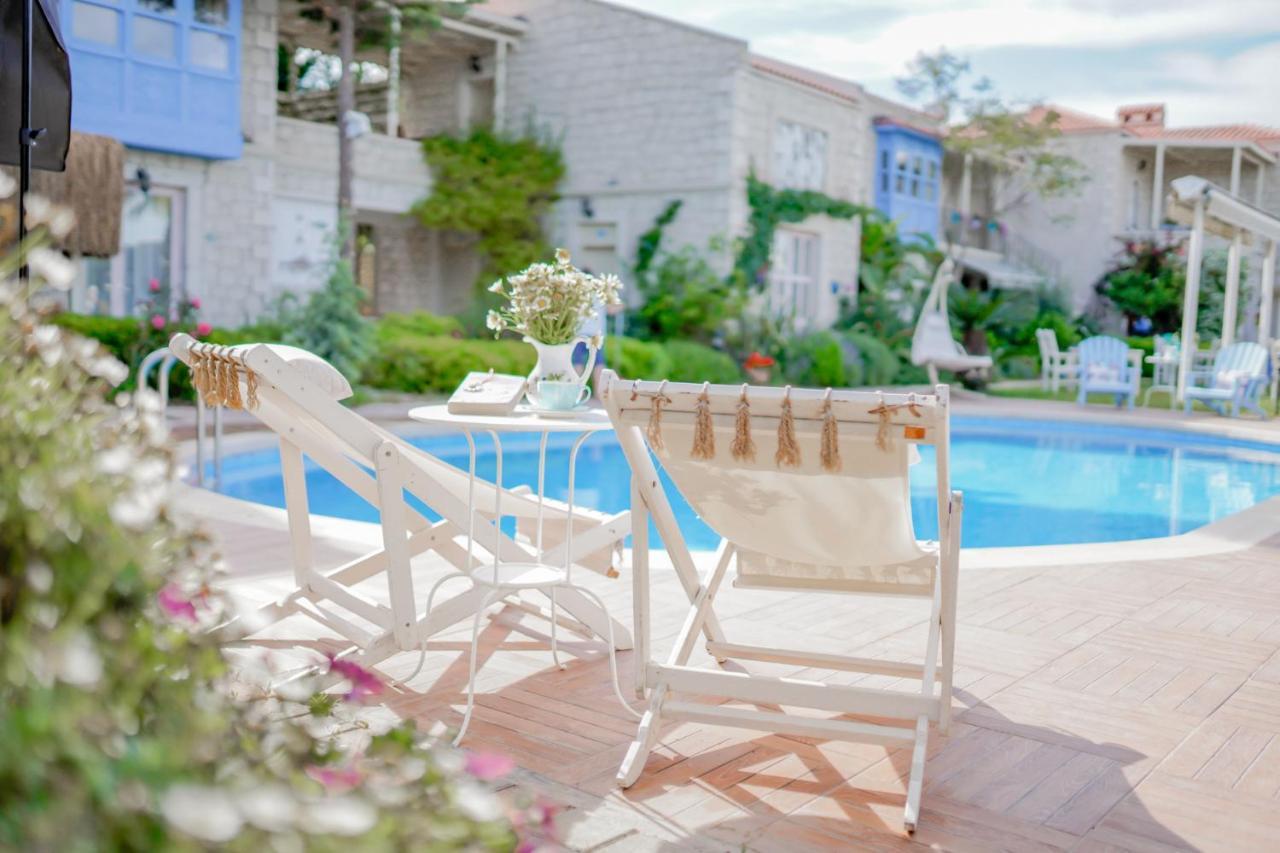 Alacati Marina Palace Εξωτερικό φωτογραφία