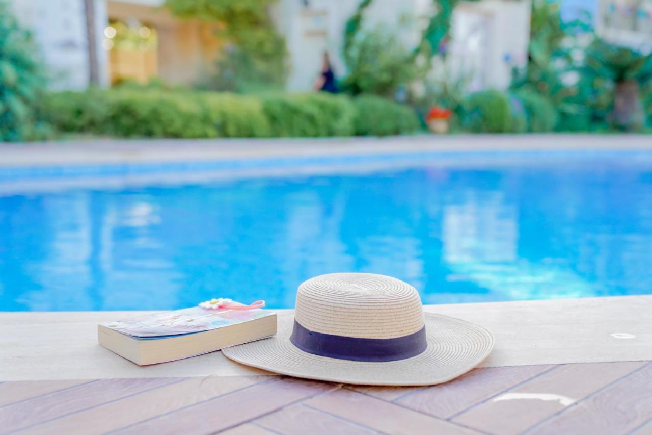 Alacati Marina Palace Εξωτερικό φωτογραφία
