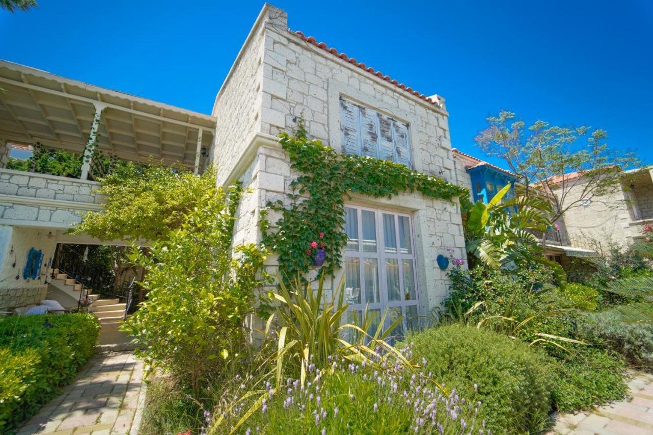 Alacati Marina Palace Εξωτερικό φωτογραφία