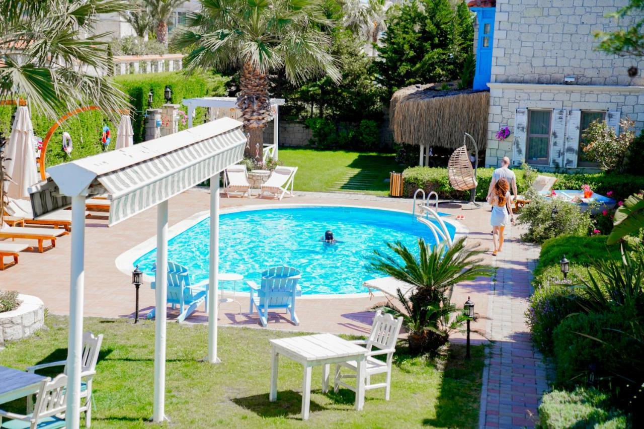 Alacati Marina Palace Εξωτερικό φωτογραφία