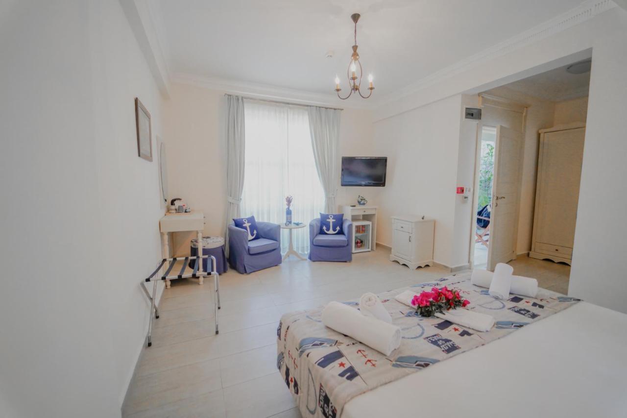 Alacati Marina Palace Εξωτερικό φωτογραφία