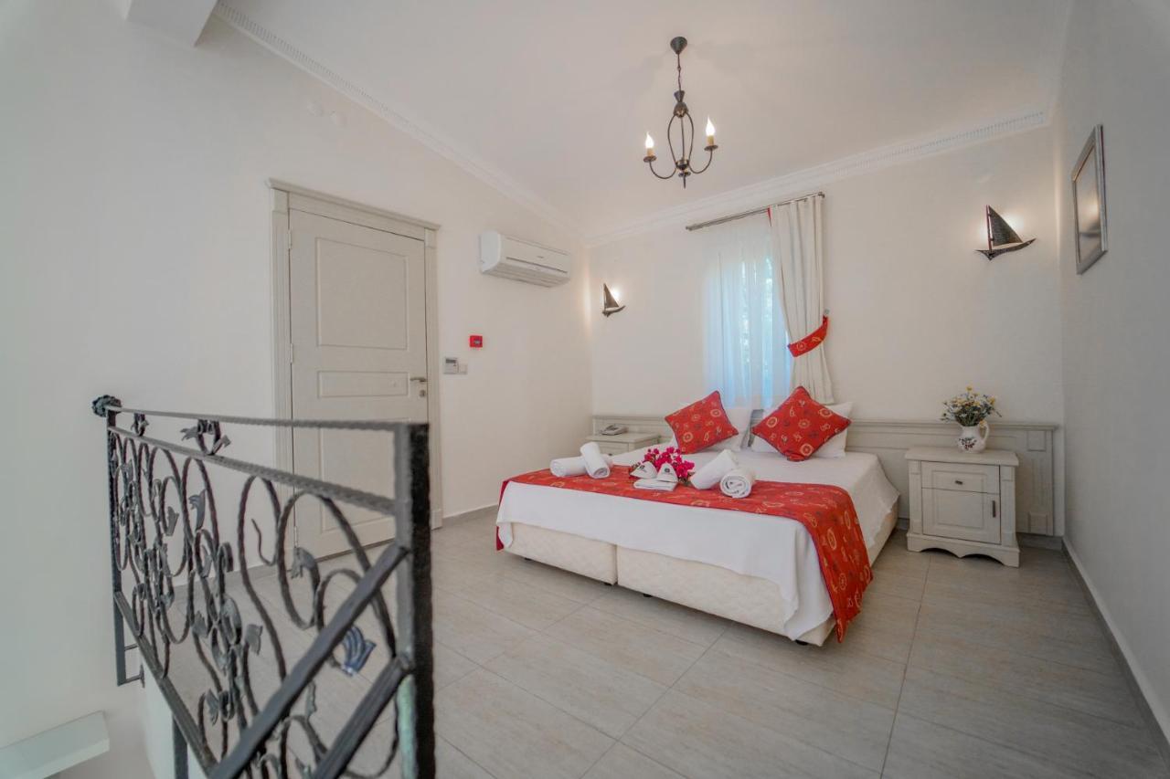 Alacati Marina Palace Εξωτερικό φωτογραφία