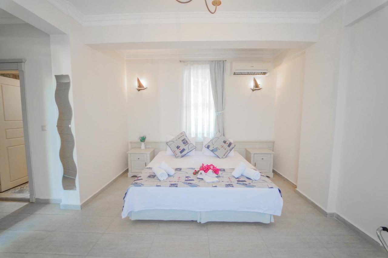 Alacati Marina Palace Εξωτερικό φωτογραφία