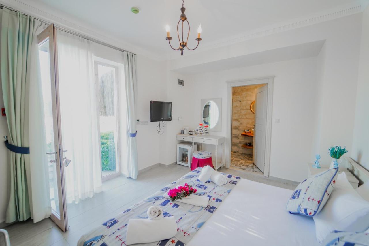 Alacati Marina Palace Εξωτερικό φωτογραφία