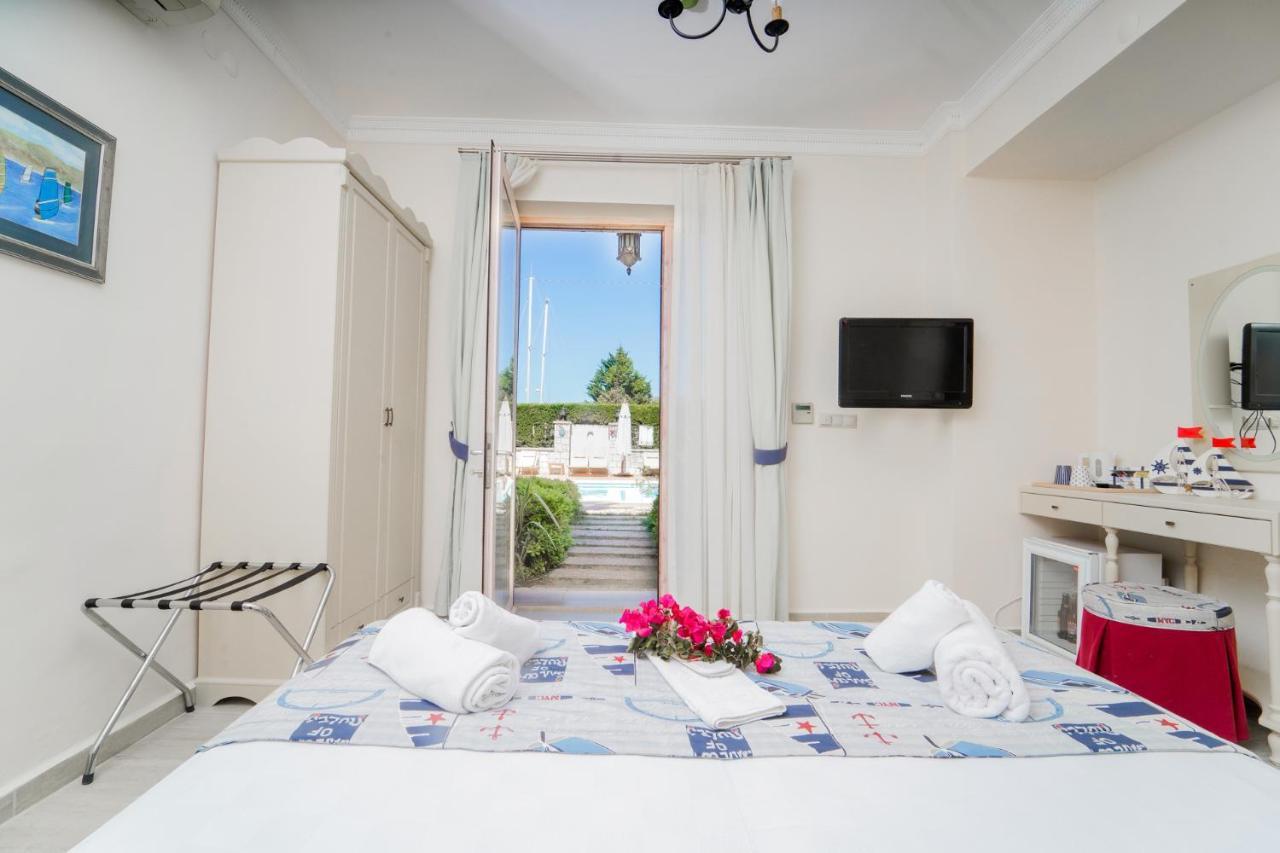 Alacati Marina Palace Εξωτερικό φωτογραφία