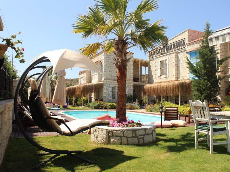 Alacati Marina Palace Εξωτερικό φωτογραφία